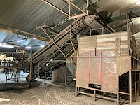 1982 campfens aardappel schudsorteerder met stortbunkers - afbeelding 49 van  77