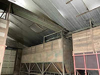 1982 campfens aardappel schudsorteerder met stortbunkers - afbeelding 61 van  77