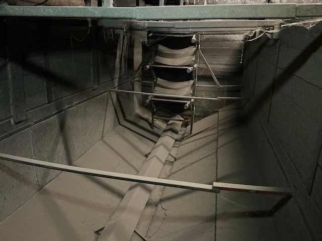 1982 campfens aardappel schudsorteerder met stortbunkers - afbeelding 66 van  77