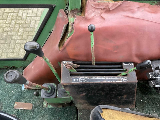 1982 fendt 610 ls tweewielaangedreven landbouwtractor - afbeelding 19 van  37