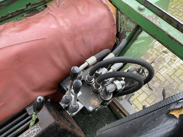 1982 fendt 610 ls tweewielaangedreven landbouwtractor - afbeelding 20 van  37