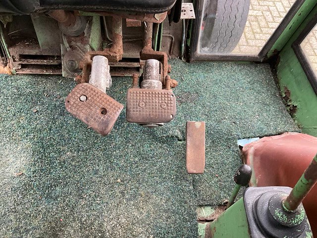 1982 fendt 610 ls tweewielaangedreven landbouwtractor - afbeelding 24 van  37