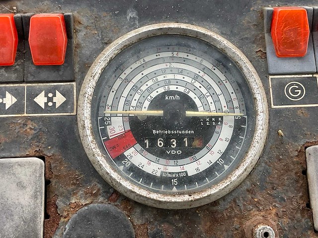 1982 fendt 610 ls tweewielaangedreven landbouwtractor - afbeelding 5 van  17