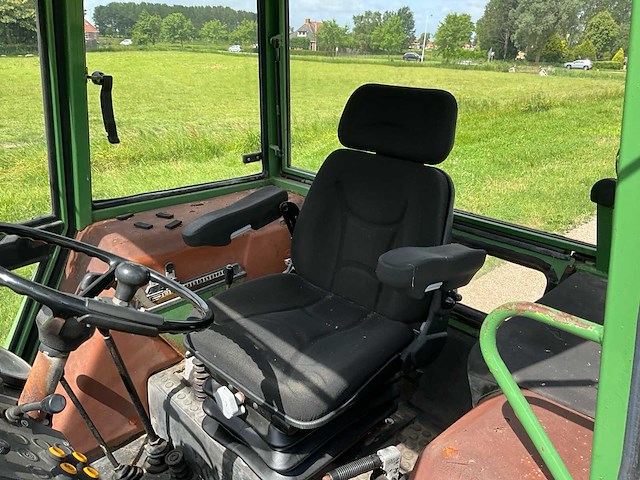 1982 fendt farmer 304ls turbomatik tweewielaangedreven landbouwtractor - afbeelding 1 van  8