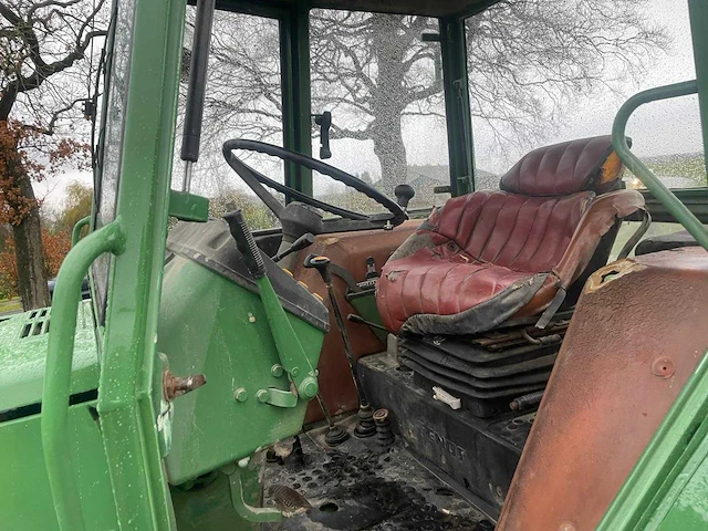 1982 fendt farmer 305 ls turbomatik vierwielaangedreven landbouwtractor - afbeelding 11 van  32