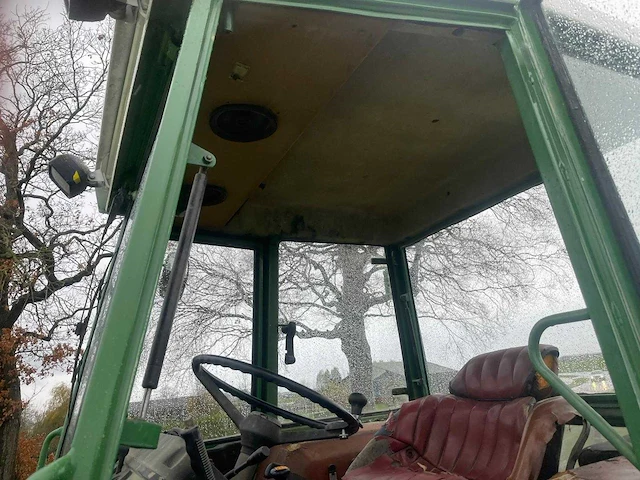 1982 fendt farmer 305 ls turbomatik vierwielaangedreven landbouwtractor - afbeelding 12 van  32