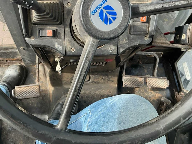 1982 fiat 65-94 tweewielaangedreven landbouwtractor - afbeelding 13 van  22