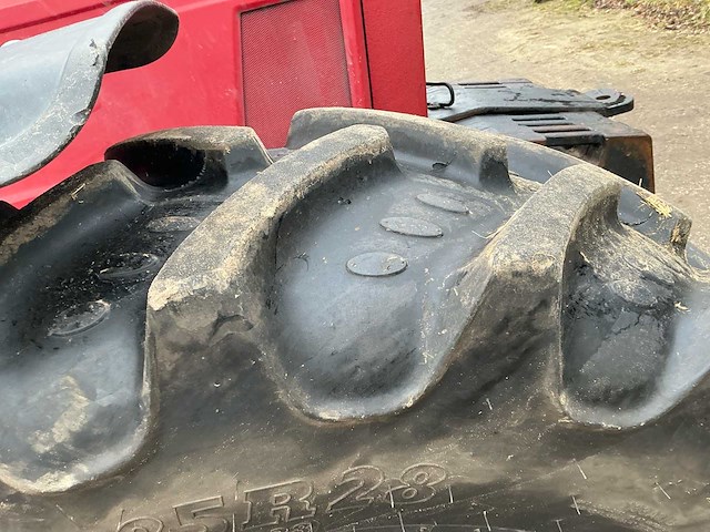 1982 international 1255 xl vierwielaangedreven landbouwtractor - afbeelding 13 van  38