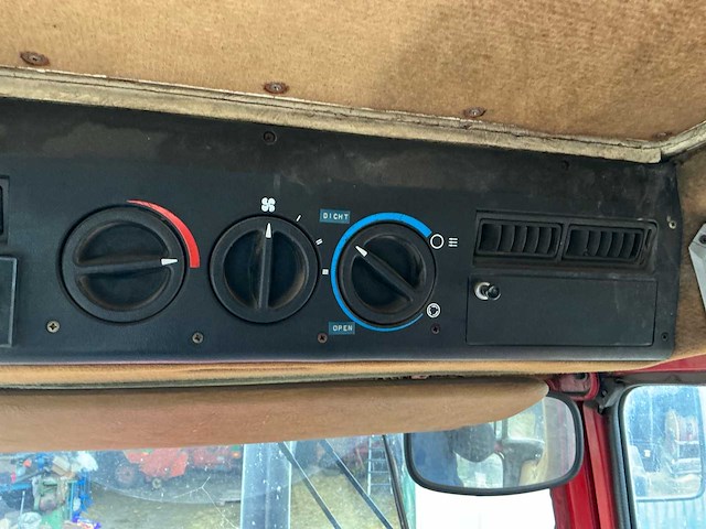 1982 international 1255 xl vierwielaangedreven landbouwtractor - afbeelding 35 van  38