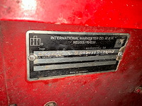 1982 international 1255 xl vierwielaangedreven landbouwtractor - afbeelding 25 van  38