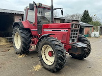1982 international 1255 xl vierwielaangedreven landbouwtractor - afbeelding 38 van  38