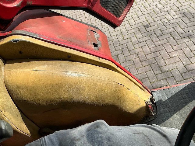 1982 international 845xl tweewielaangedreven landbouwtractor - afbeelding 19 van  28