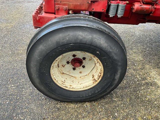 1982 international 845xl tweewielaangedreven landbouwtractor - afbeelding 14 van  17