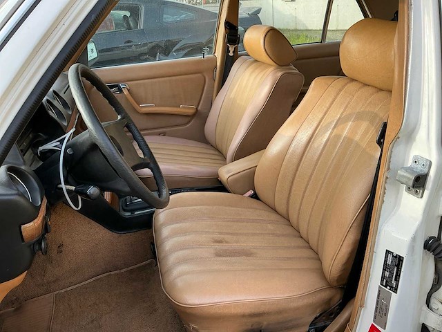 1982 mercedes-benz 300d turbo diesel personenauto - afbeelding 28 van  28