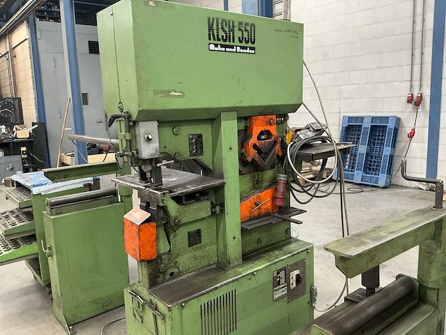 1982 mubea klsh 550 pons- en knipmachine - afbeelding 9 van  14
