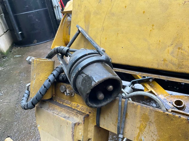 1982 nido hyl240 sneeuwschuiver - afbeelding 7 van  8