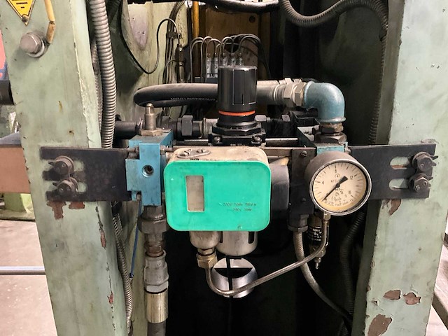 1982 stankoimport kd1424a excenterpers - afbeelding 10 van  18