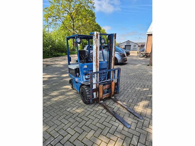 1982 toyota 4fb15 elektrische heftruck – 1.500 kg – 3.000 mm – 48 v – inclusief acculader - afbeelding 4 van  10
