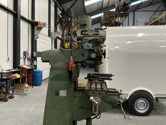 1982 universele freesmachine - afbeelding 7 van  12