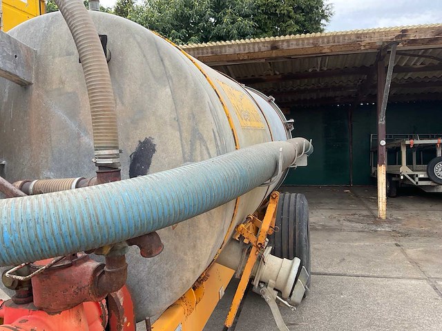 1982 veenhuis 5800 mesttank - afbeelding 2 van  16