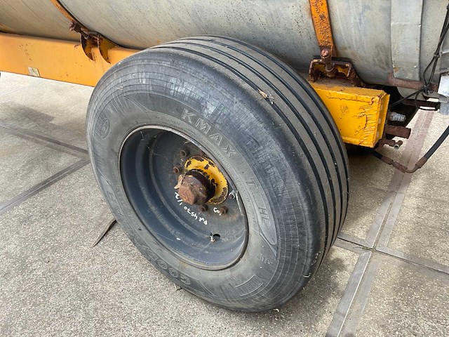 1982 veenhuis 5800 mesttank - afbeelding 8 van  16
