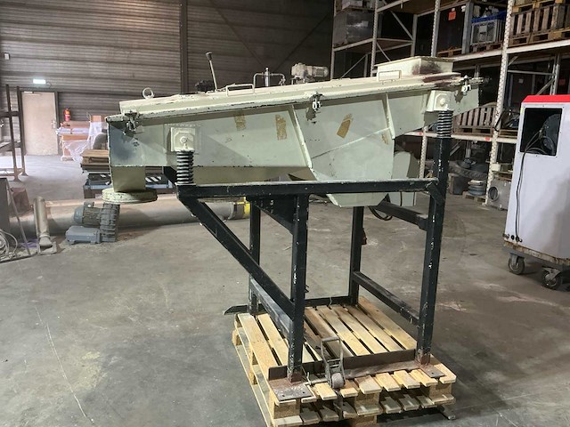 1982 vibra vibratiezeef / trilzeefmachine - afbeelding 1 van  11