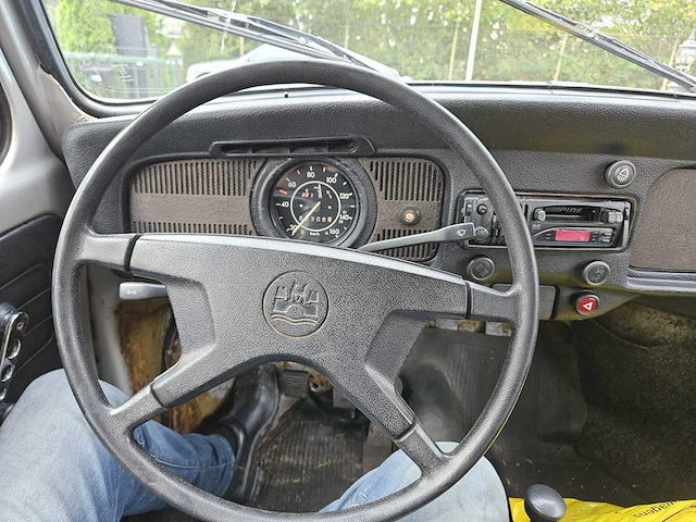 1982 volkswagen kever jeans bug oldtimer - afbeelding 5 van  13