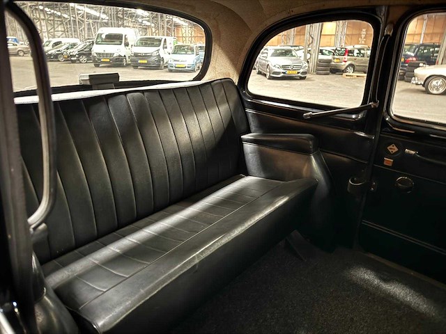 1983 austin diesel engelse taxi sn-rb-83 - afbeelding 14 van  15