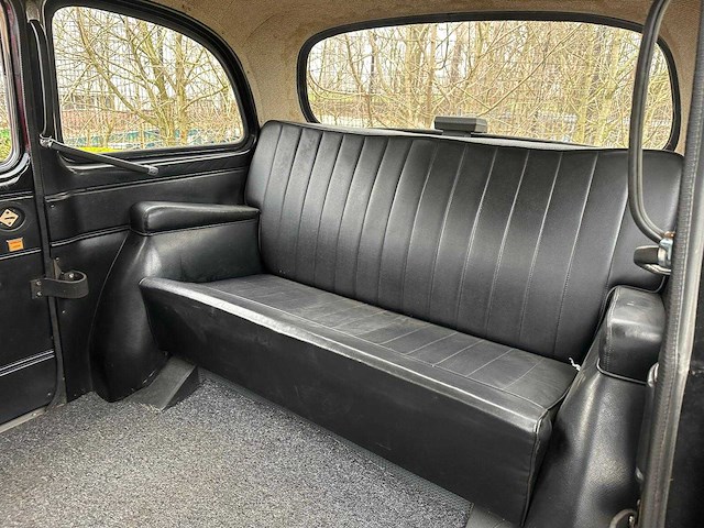 1983 austin metro 1000, sn-rb-83 - afbeelding 6 van  9