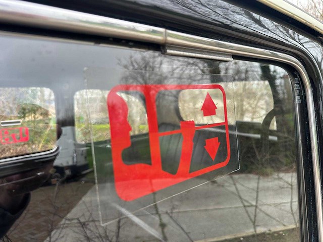 1983 austin metro 1000, sn-rb-83 - afbeelding 5 van  9