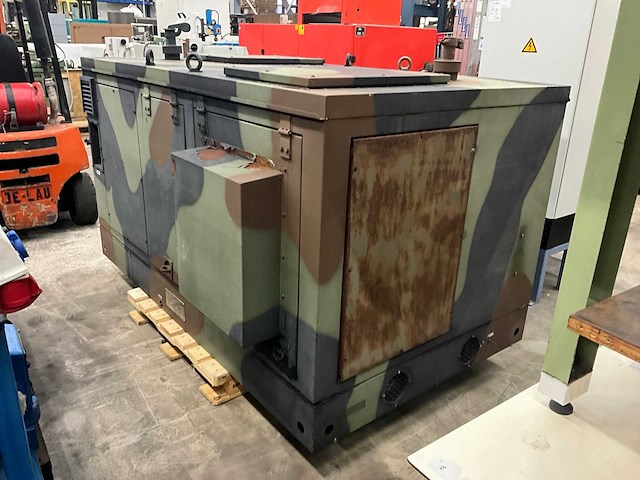 1983 dynaf 88005d noodstroomaggregaat - afbeelding 2 van  7