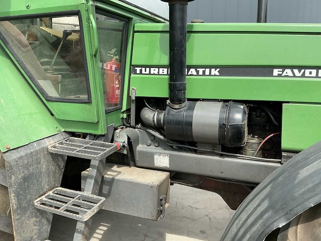 1983 fendt favorit 610lsa turbomatik vierwielaangedreven landbouwtractor - afbeelding 16 van  24
