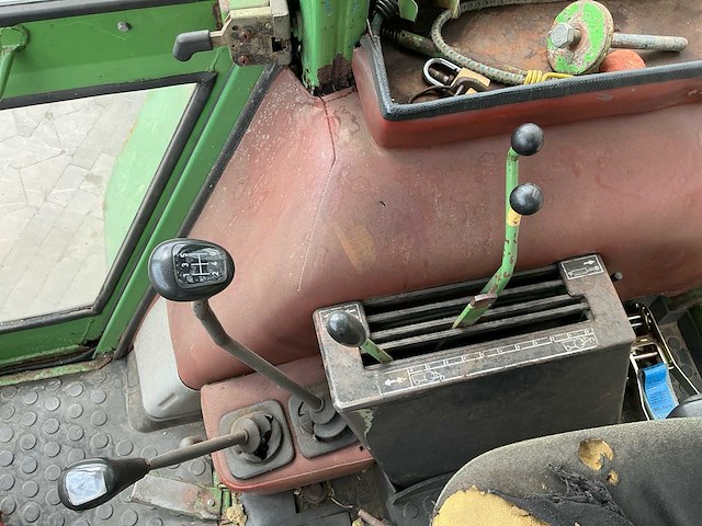 1983 fendt favorit 610lsa turbomatik vierwielaangedreven landbouwtractor - afbeelding 21 van  24