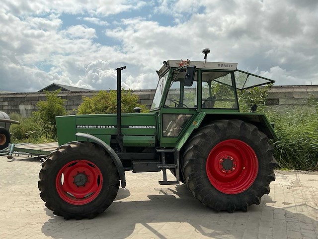 1983 fendt favorit 610lsa turbomatik vierwielaangedreven landbouwtractor - afbeelding 2 van  24