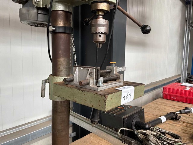 1983 ferm fm-16 kolomboormachine - afbeelding 6 van  10
