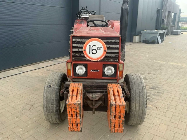 1983 fiat 670 f78 oldtimer tractor - afbeelding 12 van  23