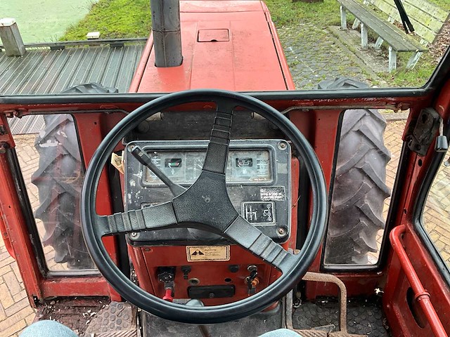1983 fiatagri 680 dth vierwielaangedreven landbouwtractor - afbeelding 18 van  33