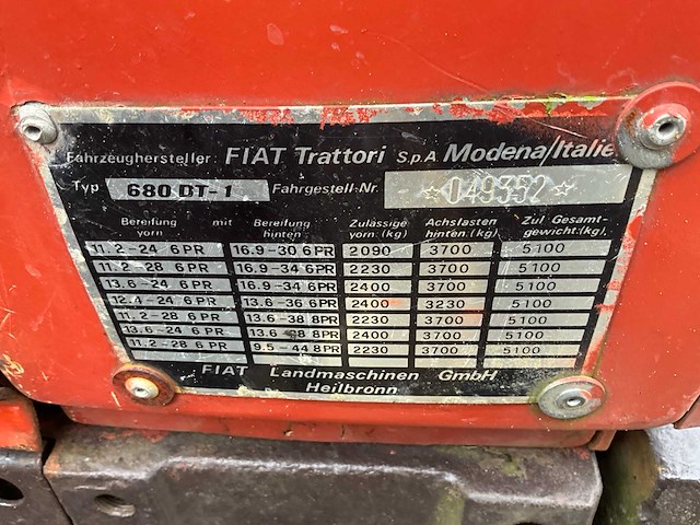 1983 fiatagri 680 dth vierwielaangedreven landbouwtractor - afbeelding 27 van  33