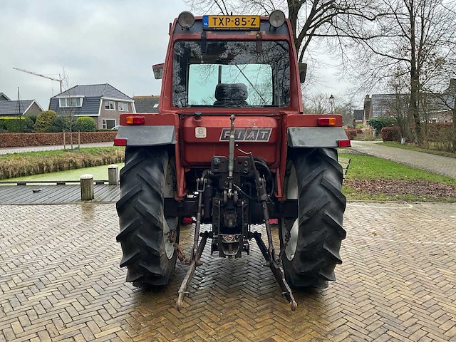 1983 fiatagri 680 dth vierwielaangedreven landbouwtractor - afbeelding 6 van  7