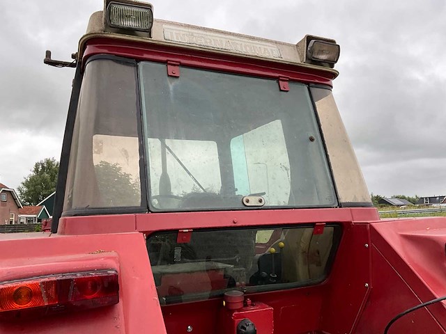 1983 international 745xl tweewielaangedreven landbouwtractor - afbeelding 11 van  31
