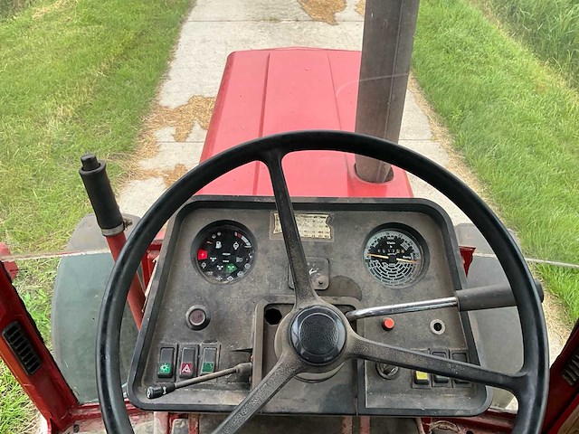 1983 international 745xl tweewielaangedreven landbouwtractor - afbeelding 15 van  31