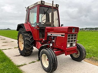 1983 international 745xl tweewielaangedreven landbouwtractor - afbeelding 25 van  30