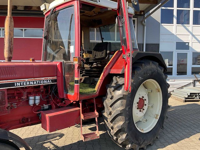 1983 international 956xl-h tweewielaangedreven landbouwtractor - afbeelding 7 van  26