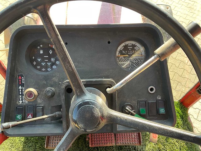 1983 international 956xl-h tweewielaangedreven landbouwtractor - afbeelding 9 van  26
