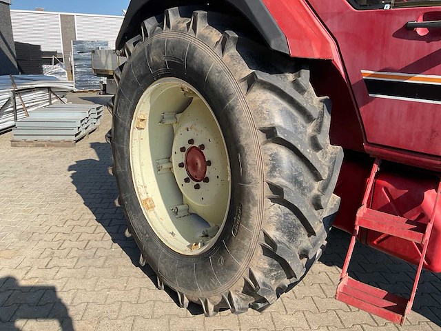 1983 international 956xl-h tweewielaangedreven landbouwtractor - afbeelding 15 van  26