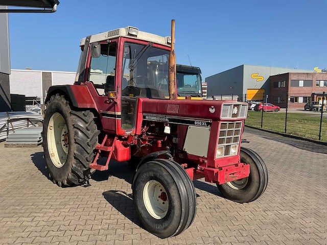 1983 international 956xl-h tweewielaangedreven landbouwtractor - afbeelding 21 van  26