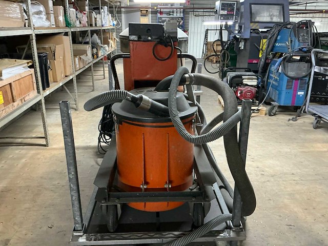 1983 kiekens c-336 industriële stofzuiger - afbeelding 3 van  5