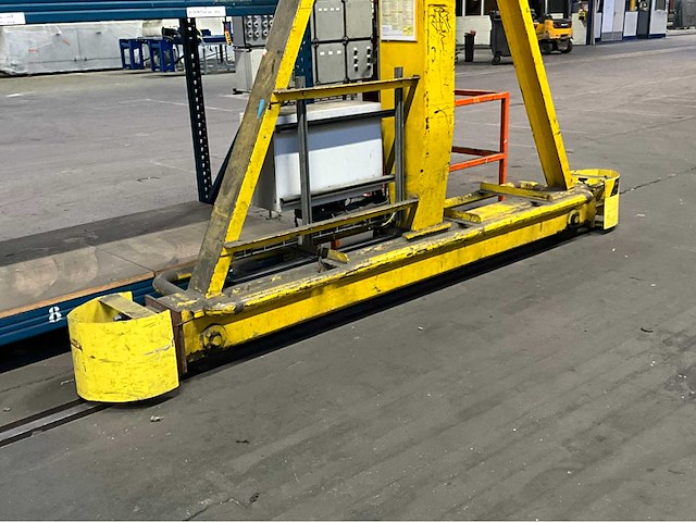 1983 kms / demag portaalkraan - afbeelding 11 van  13