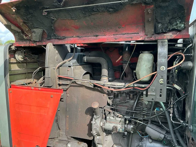 1983 massey ferguson 675 tweewielaangedreven landbouwtractor - afbeelding 11 van  26