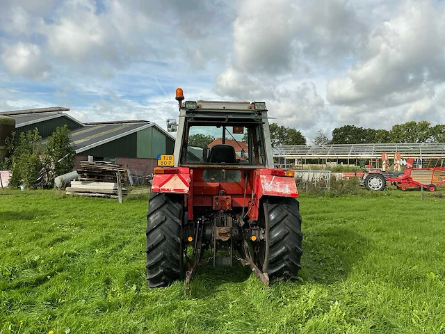 1983 massey ferguson 675 tweewielaangedreven landbouwtractor - afbeelding 21 van  26